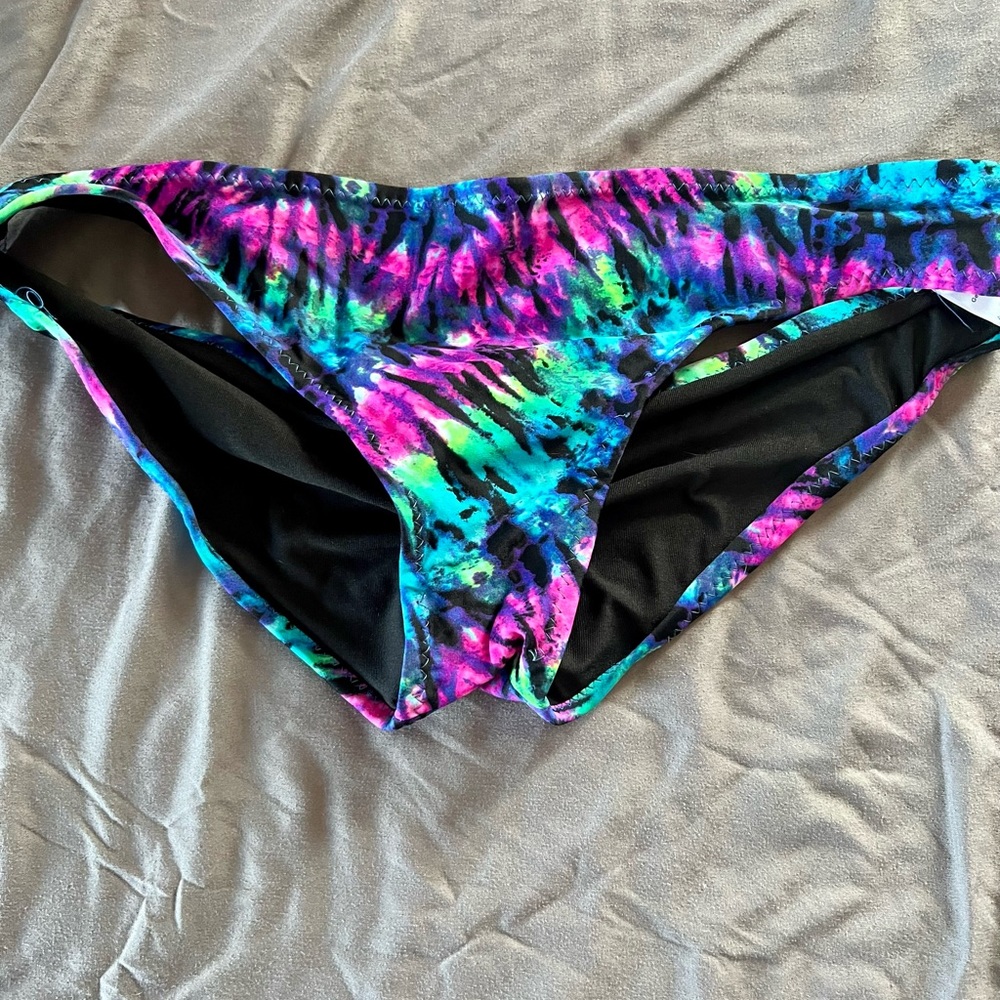 Low cut scrunched multi color bikini bottom